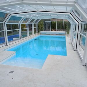 Basen prywatny zadaszony plus roleta_Easy-Resize.com